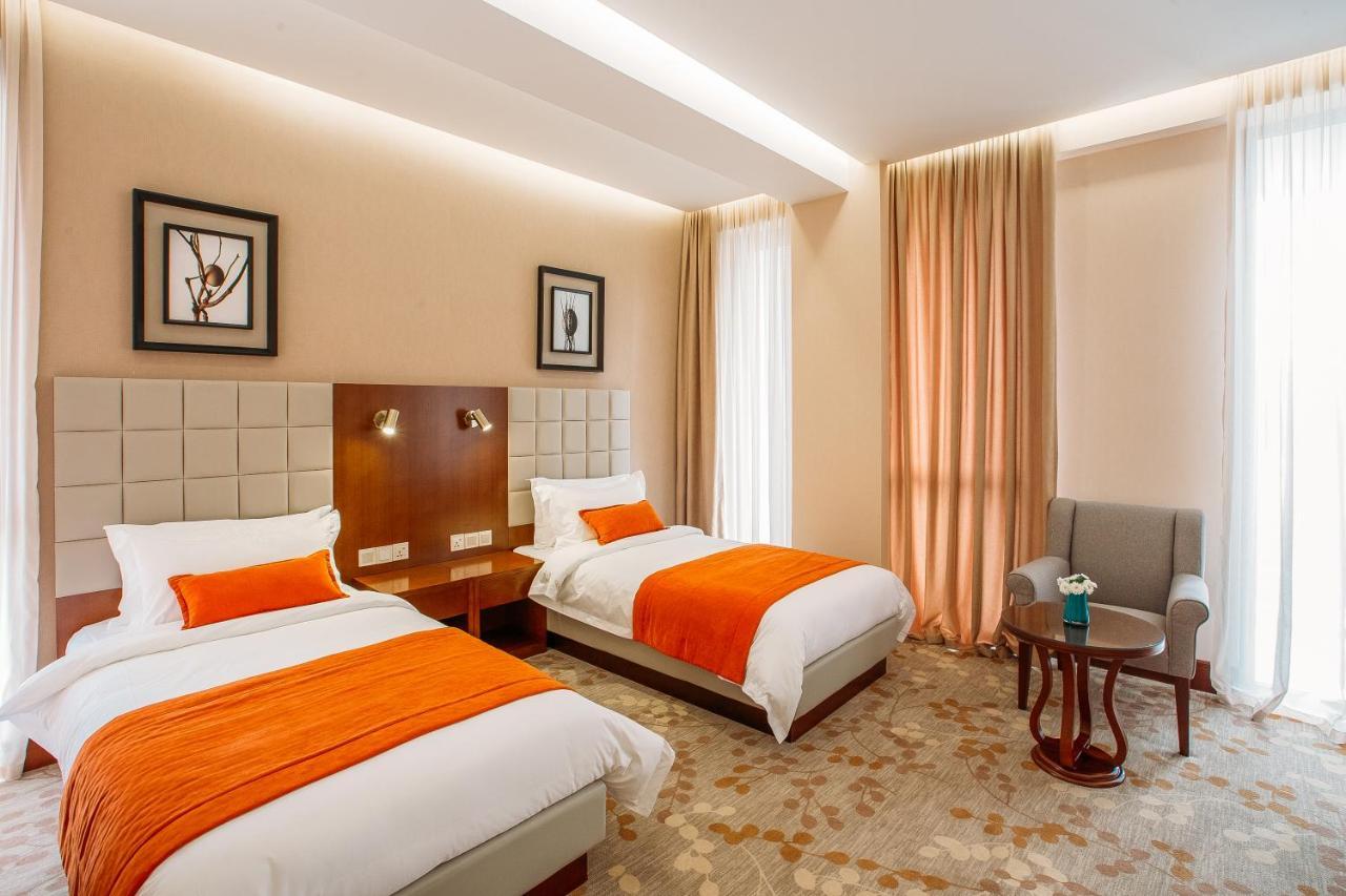 Horizont Hotel ティビリシ エクステリア 写真