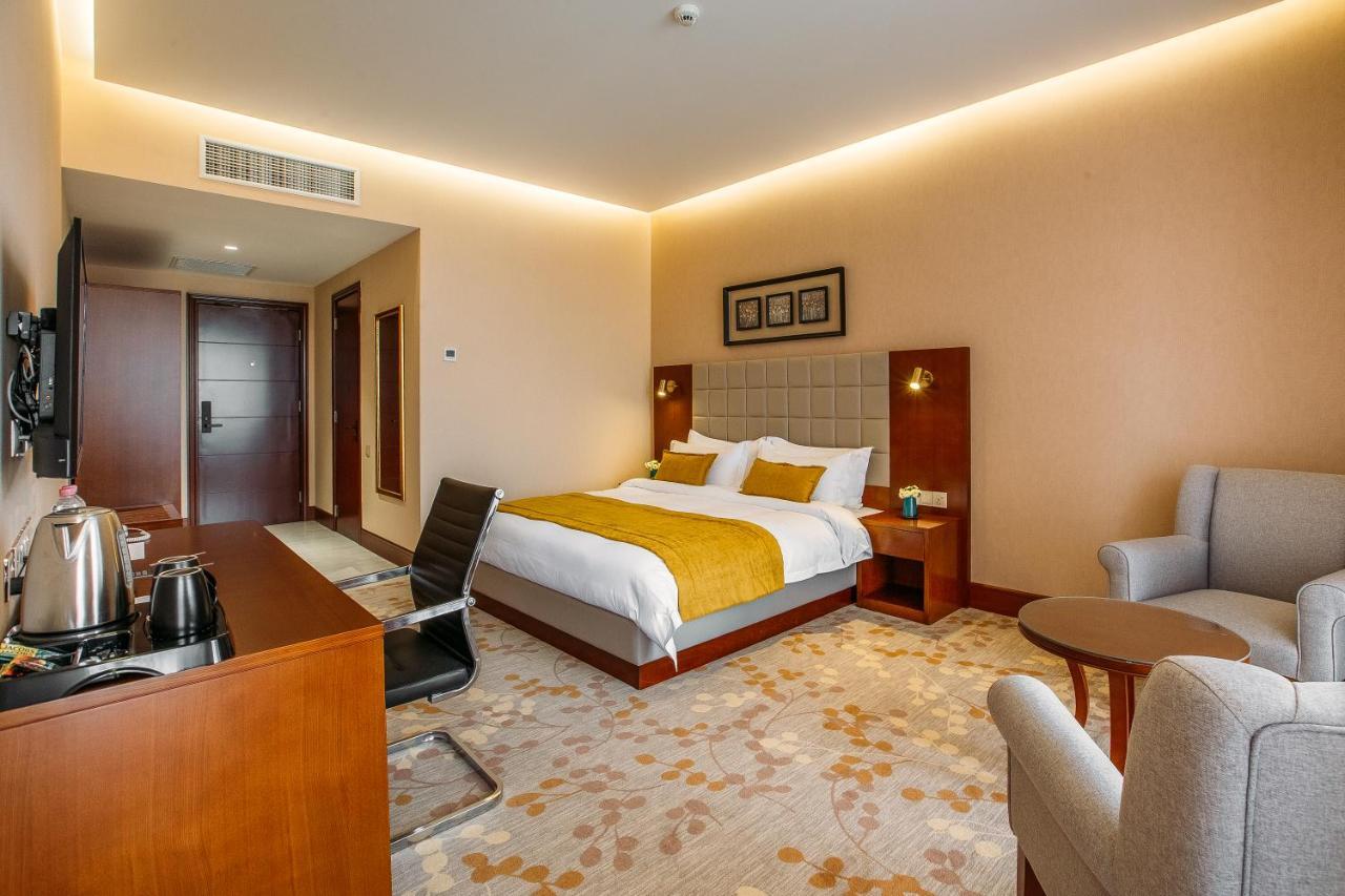 Horizont Hotel ティビリシ エクステリア 写真